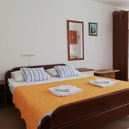 Apartments Nada - 100 M From Beach Kali Εξωτερικό φωτογραφία